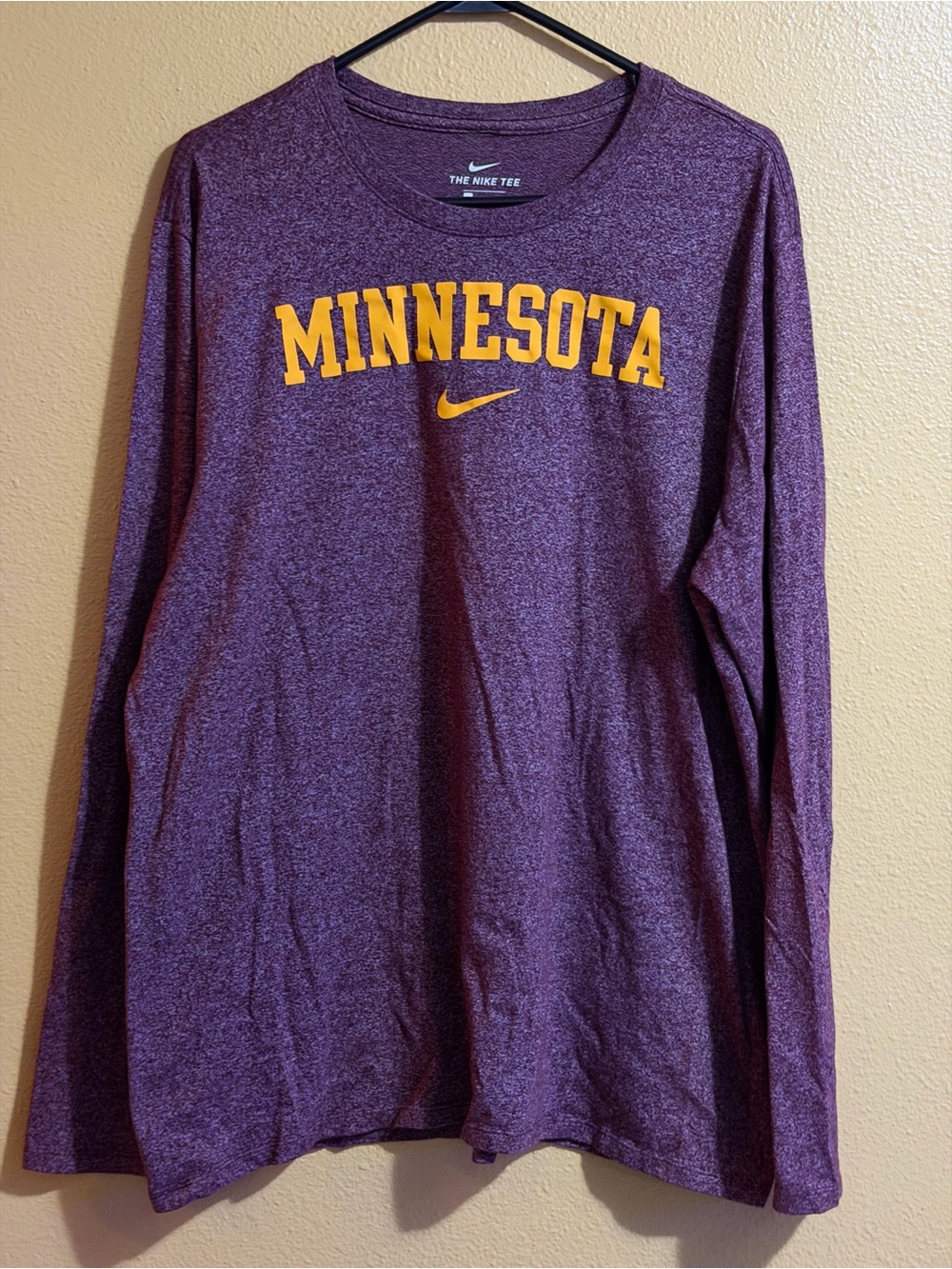 Nike Tee Long Sleeve With Maroon And Gold MINNESOTA Script Mens Size XXL